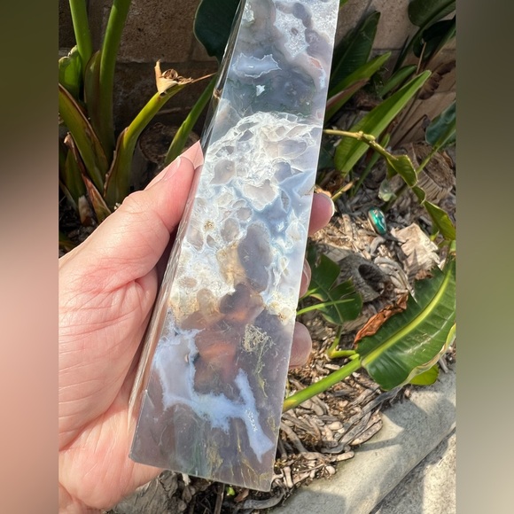 Moss Agate Crystal Tower - Picture 9 of 11